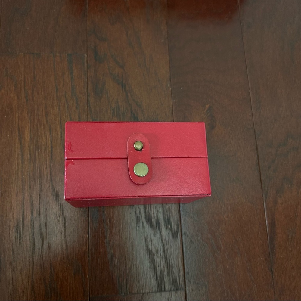 Red Lockable Jewelry Box w/ Mirror Travel Case Insert Key & Velvet Compartments - Picture 5 of 15